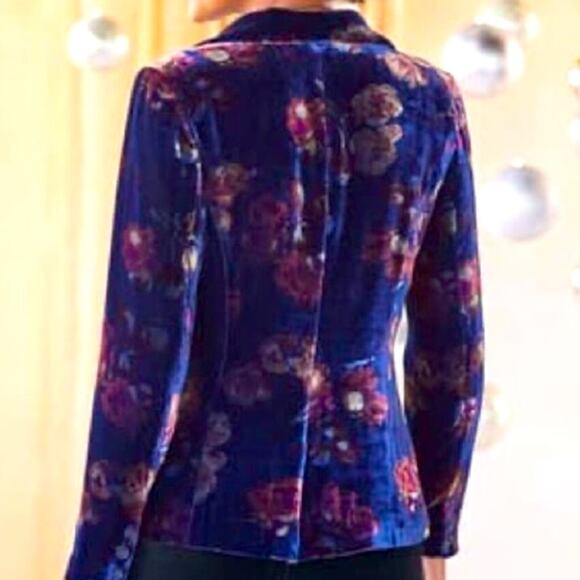 SUNDANCE $228 Rose Garden Blue Floral Velvet Blazer size 10 EUC - Picture 13 of 16